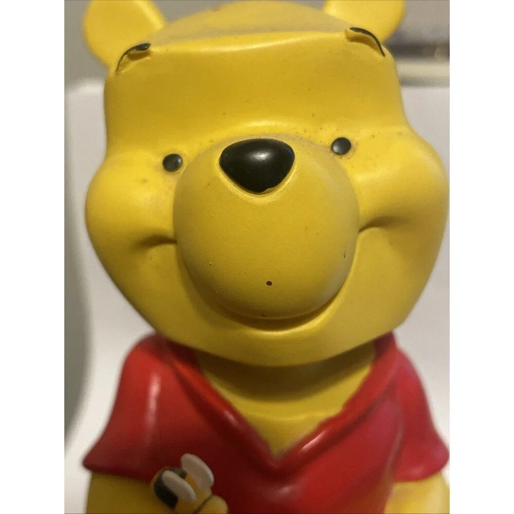 Vintage Winnie the Pooh Honey Pot Clock, Bumblebee Bobble Head